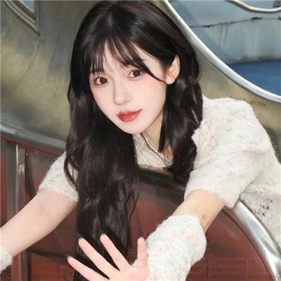 低头不见抬头见